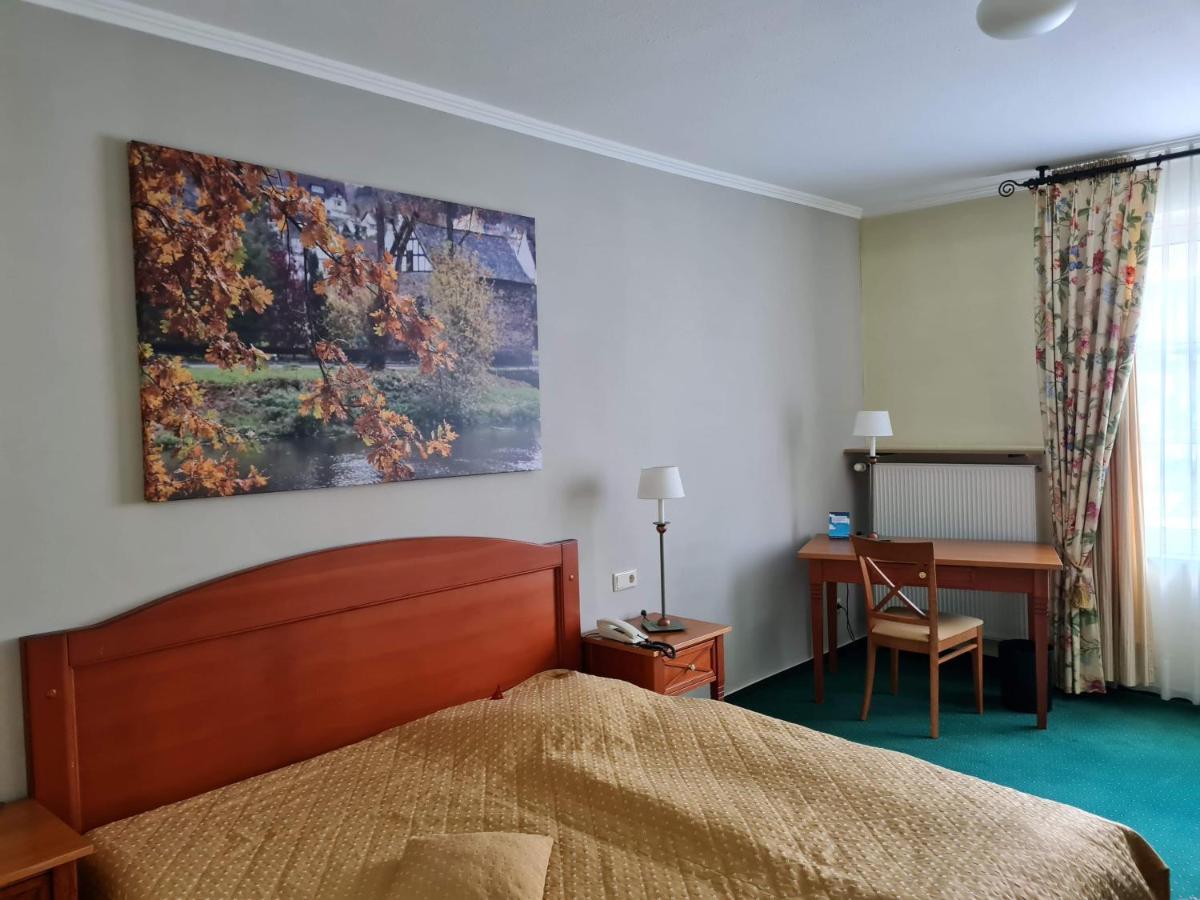 Hotel Zur Post Waldbreitbach Ngoại thất bức ảnh