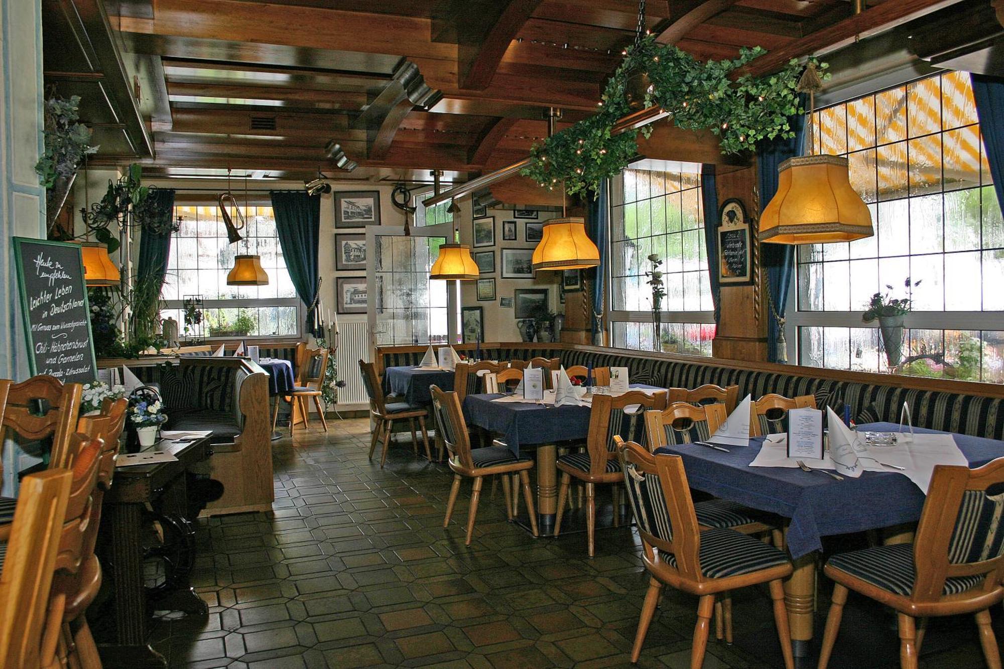 Hotel Zur Post Waldbreitbach Ngoại thất bức ảnh