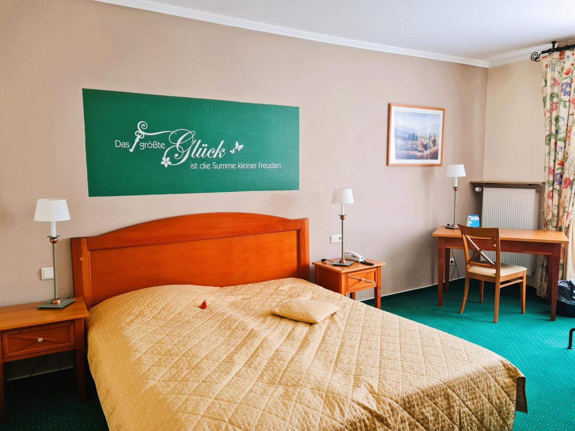 Hotel Zur Post Waldbreitbach Ngoại thất bức ảnh