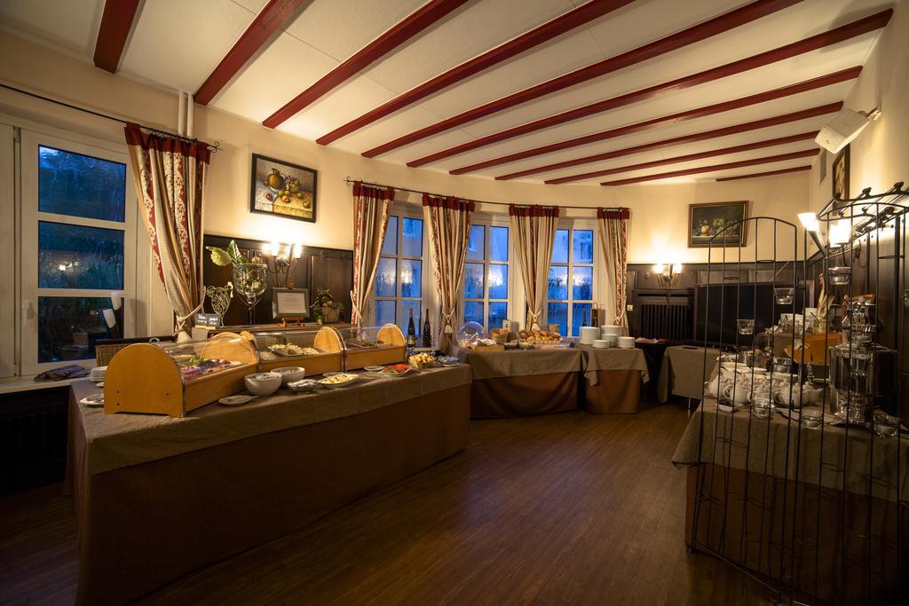 Hotel Zur Post Waldbreitbach Ngoại thất bức ảnh