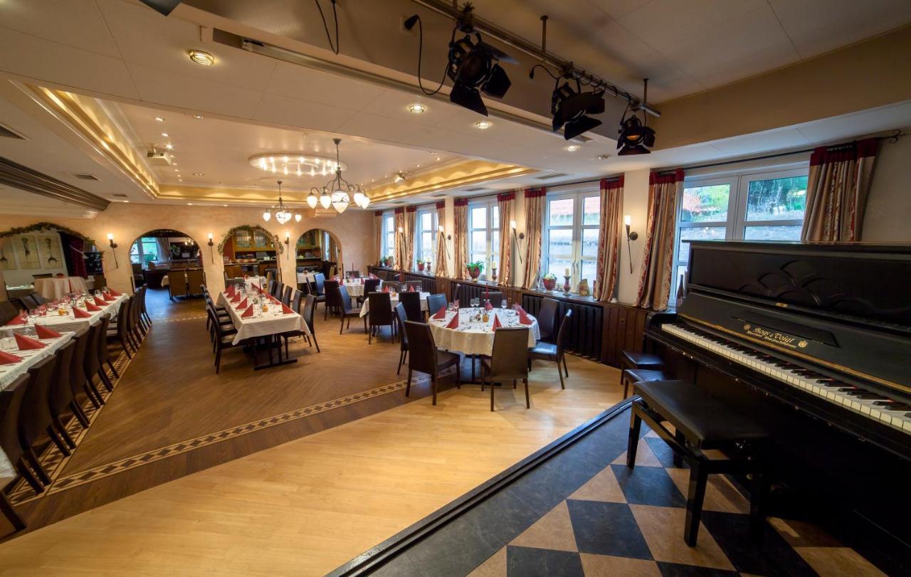 Hotel Zur Post Waldbreitbach Ngoại thất bức ảnh