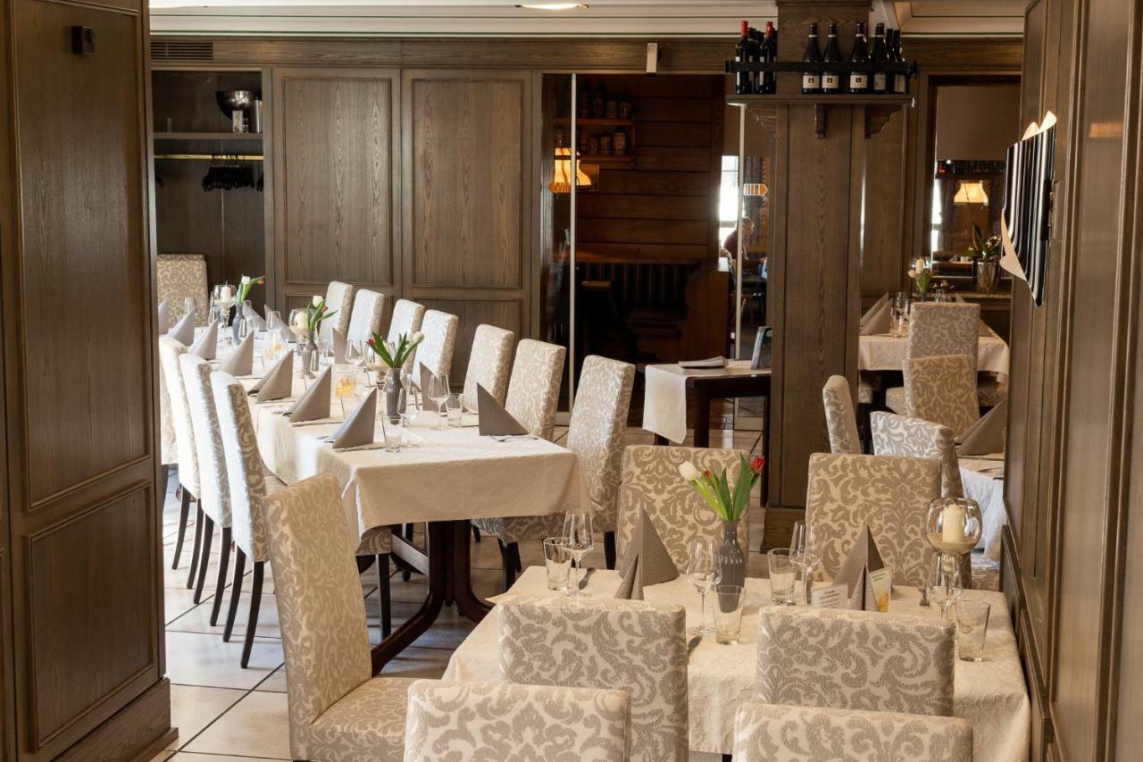 Hotel Zur Post Waldbreitbach Ngoại thất bức ảnh
